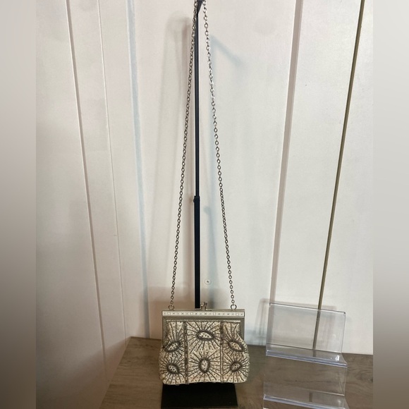 Vintage Beaded Cocktail / Evening Bag - white ivory and Silver-vintage condition - Picture 4 of 6